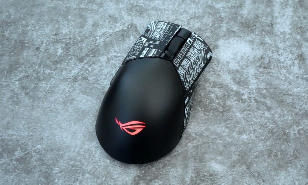 Test ASUS ROG Gladius III Wireless AimPoint – souris de jeu avec commutateurs interchangeables