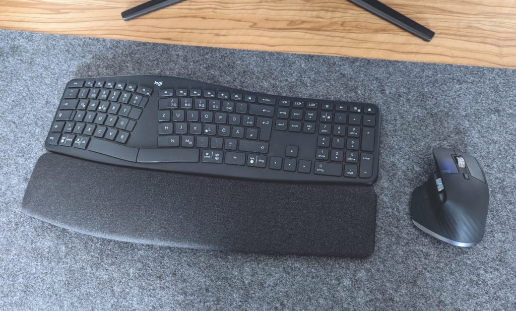 Test Logitech Ergo K860 – clavier ergonomique avec disposition divisée