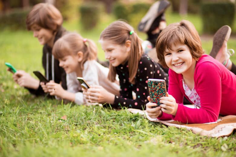 Téléphone portable pour enfants : ce que vous devez rechercher lors de l'achat