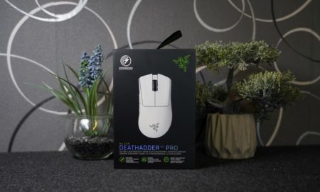 Razer DeathAdder V3 Pro Test: Bild zeigt die Verpackung der ergonomischen Gaming-Maus