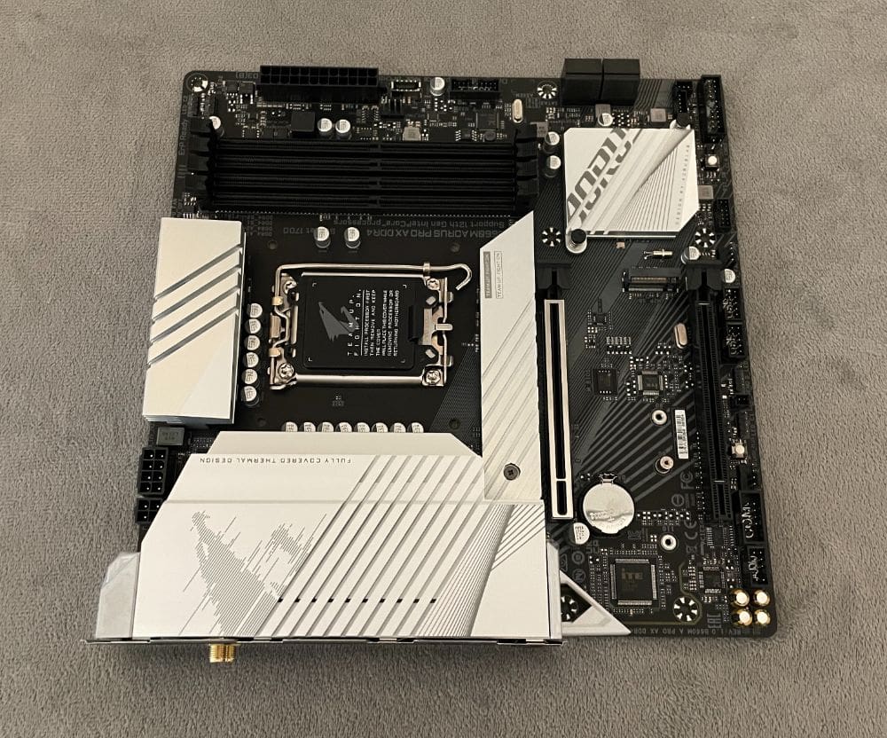 aorus b660m aorus pro axe ddr42