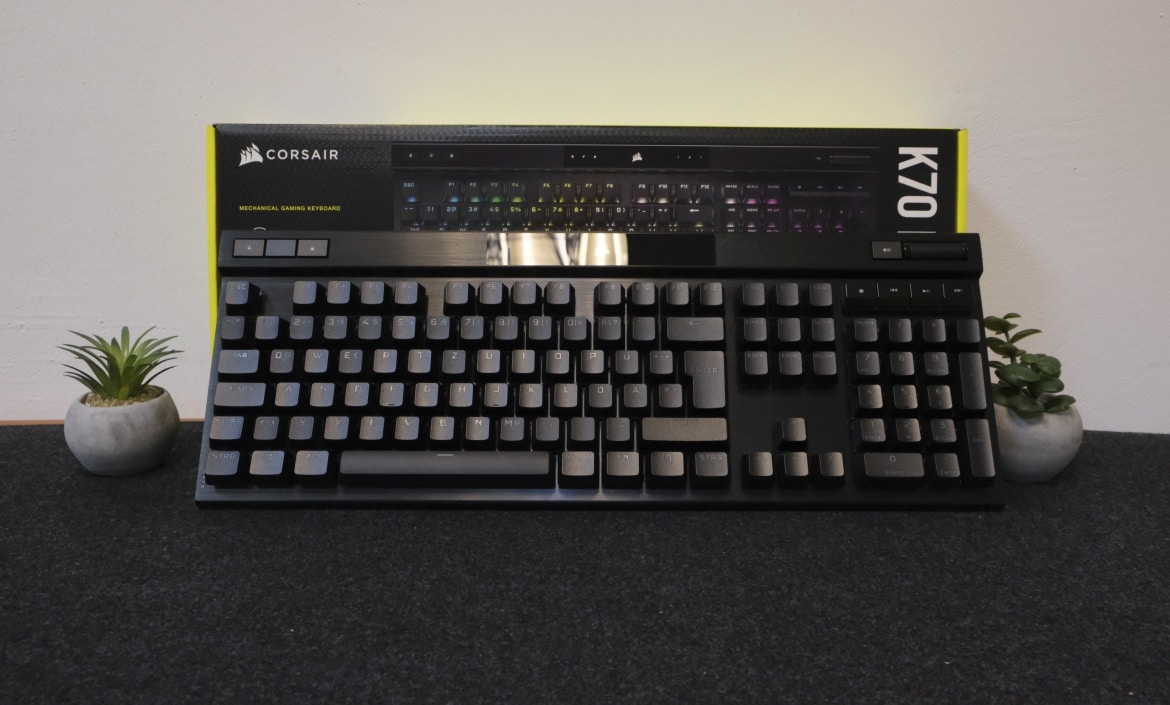 Test Corsair K70 RGB Pro : un clavier gaming mécanique à la pointe de la  technologie - Les Numériques