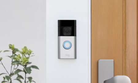 Ring Video Doorbell Plus : sonnettes à batterie avancées avec une longue autonomie