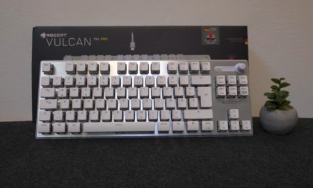 ROCCAT Vulcan TKL Pro Arctic White Test