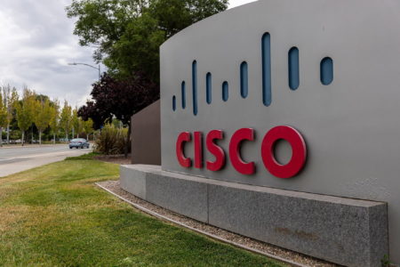 Cisco warns against a critical vulnerability in IOS XE-based network devices