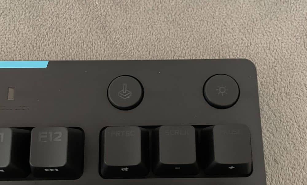 revue du clavier logitech shroud pro7