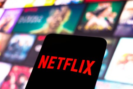 Netflix : le partage de compte sera facturé au plus tard fin juin