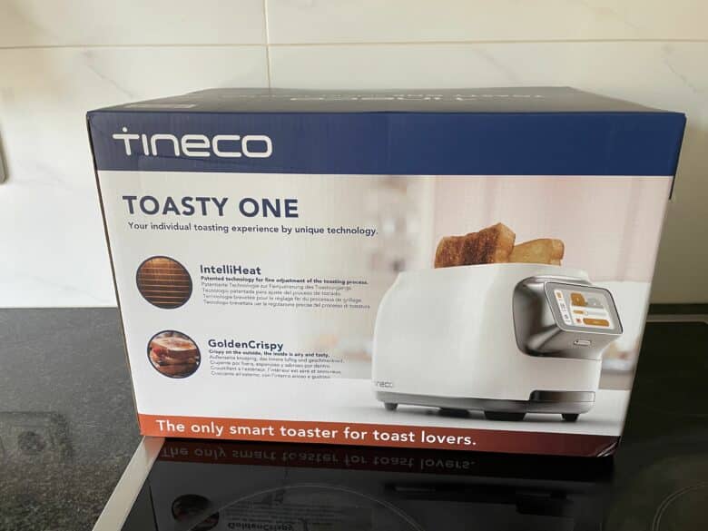 IFA 2022 – Grille-pain Tineco Toasty One : le produit qu'on déteste, mais  qu'on aimerait avoir quand même - Les Numériques
