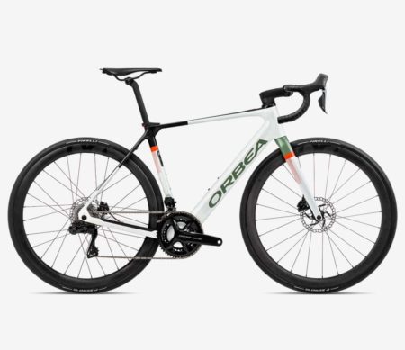 Orbea Gain : dévoilement d'un vélo de course électrique de classe premium