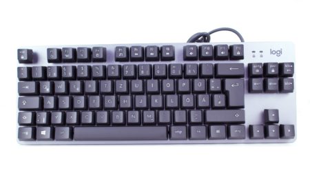 Test du Logitech K835 TKL – perfectionniste sans pavé numérique ?