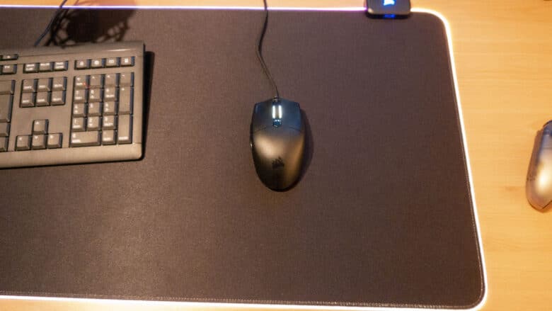 Corsair Katar souris fermée pesant grammes test