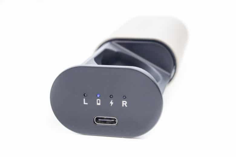 Connecteur de charge et voyants d'état Creative Outlier Gold