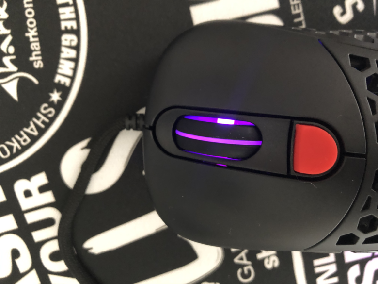 Sharkoon Light² dans test Souris gaming ultralégère niveau E-Sport