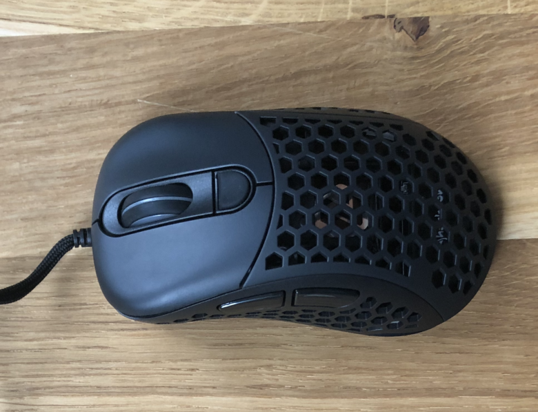 Sharkoon Light² dans test Souris gaming ultralégère niveau E-Sport