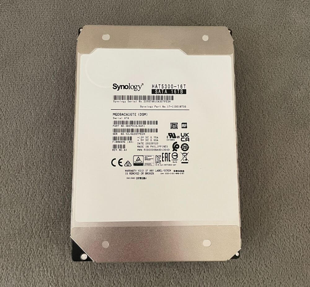 Disque dur pour NAS 16 To Synology HAT5300-16T - HDD Série