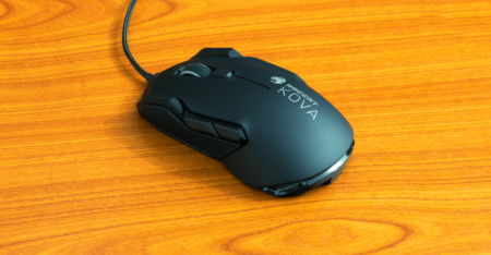 Roccat Kova AIMO : nouvelle édition de la souris de jeu en test