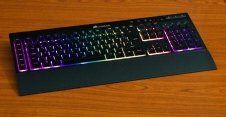 Test du Corsair K57 RGB Wireless : clavier sans fil avec dômes en caoutchouc