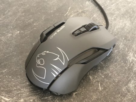 Examen de la souris de jeu Roccat Kone Aimo