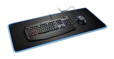 Examen du tapis de souris Sharkoon 1337 RGB XXL