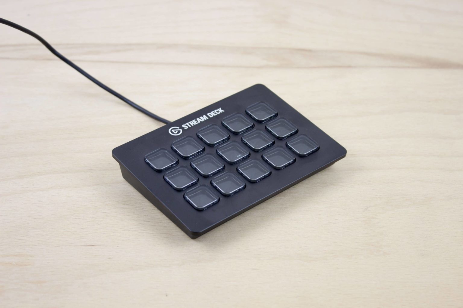 Elgato Stream Deck Review : Le polyvalent pour Streamer ? Elgato Stream Deck Review : Le polyvalent pour Streamer ?