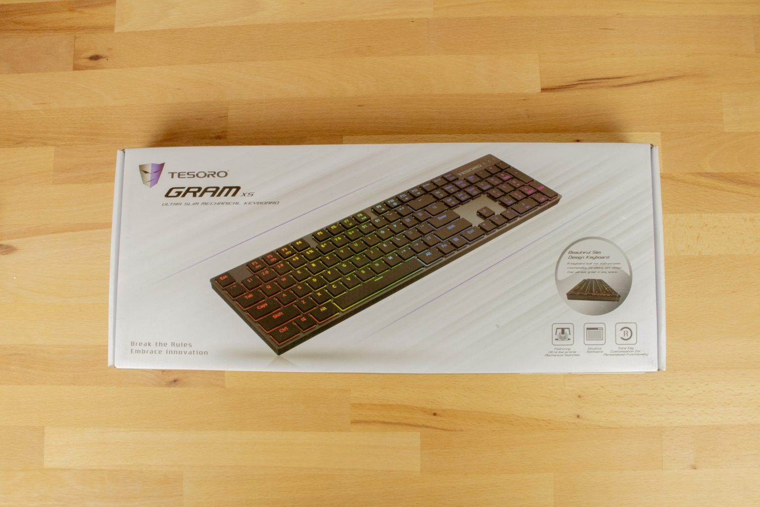 Test Tesoro Gram XS : probablement le clavier de jeu mécanique le plus plat avec éclairage RVB