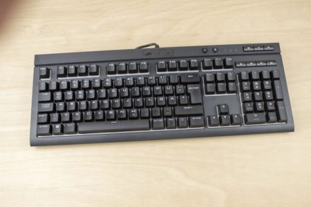 Test du Corsair K68 RGB : clavier de jeu avec protection contre les éclaboussures !