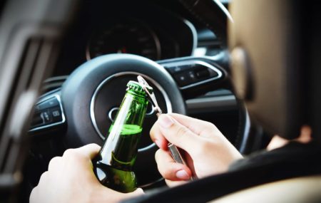 La NHTSA franchit une étape majeure pour rendre obligatoire la technologie de prévention de la conduite en état d’ébriété dans les véhicules The NHTSA takes major step toward making drunk driving prevention tech mandatory in vehicles