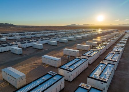 Sans émissions : la Californie utilise le système de stockage d’énergie « Crimson Storage »