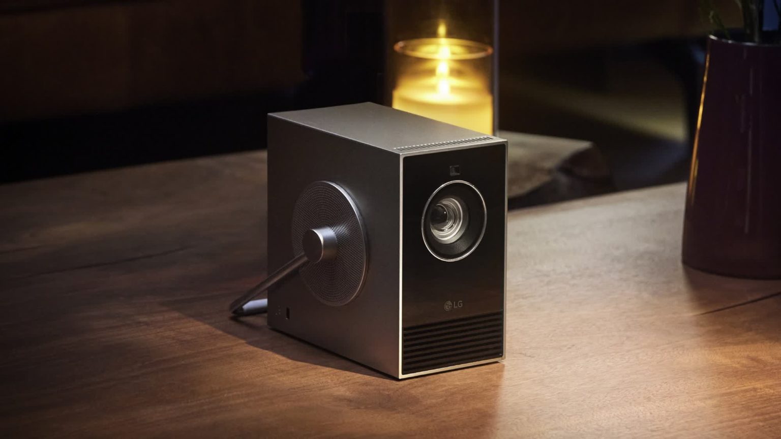 Le dernier projecteur intelligent 4K de LG fait également office d’œuvre d’art LG