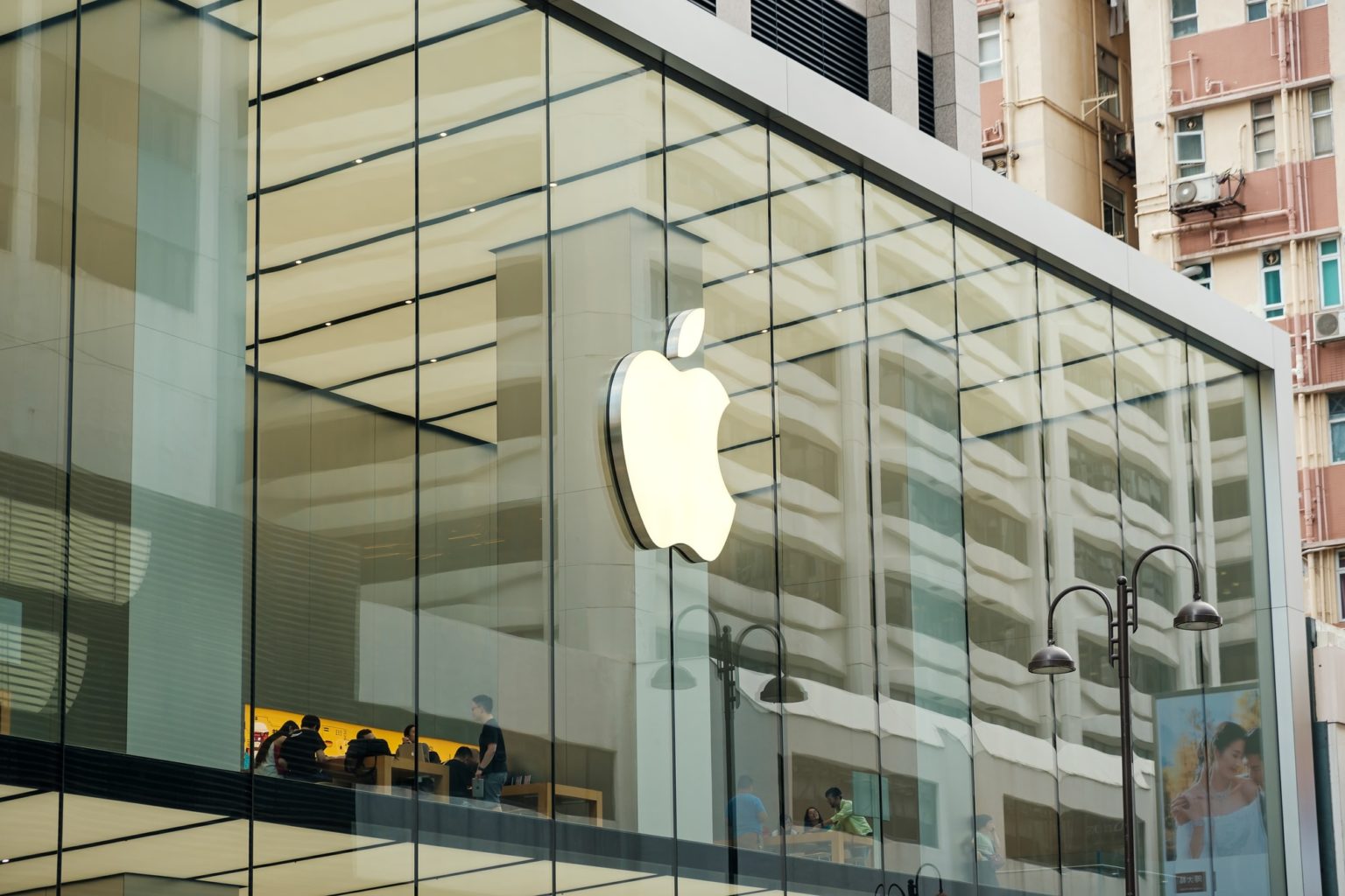 Un ingénieur Apple a volé des données et les aurait transmises à la Chine