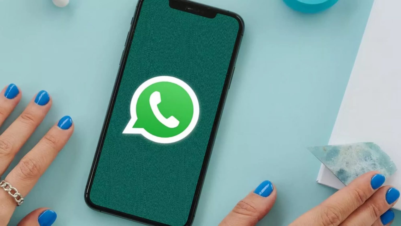 WhatsApp will soon introduce third-party chat support to comply with EU regulation