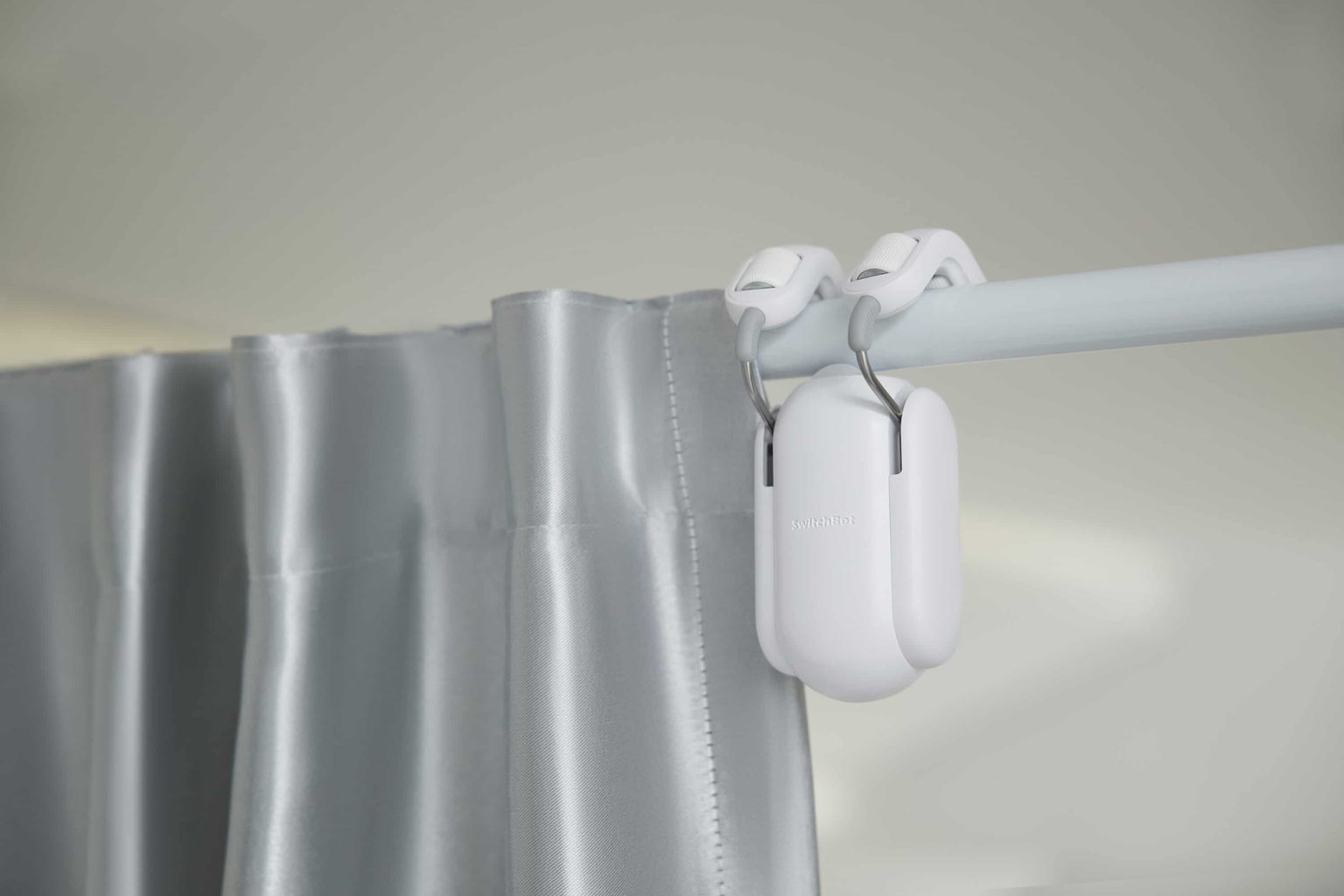 La tringle à rideau SwitchBot 2 rend vos rideaux plus intelligents