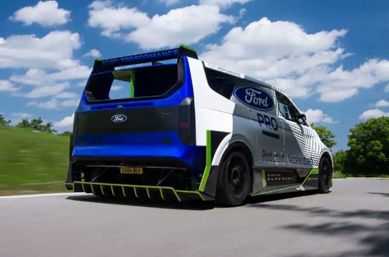 SuperVan électrique Ford Pro