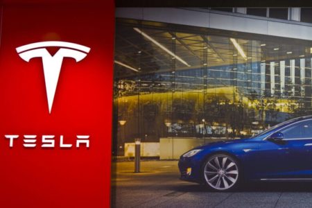 Tesla n'a plus le droit de se garer devant les commissariats de police de Berlin