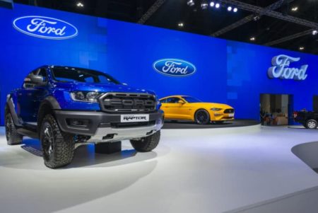 Ford obtient une licence de téléphonie mobile et contourne l'interdiction de vente