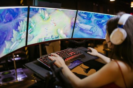 Gaming PC shipments dropped 13.2% in 2023 while gaming monitors saw growth