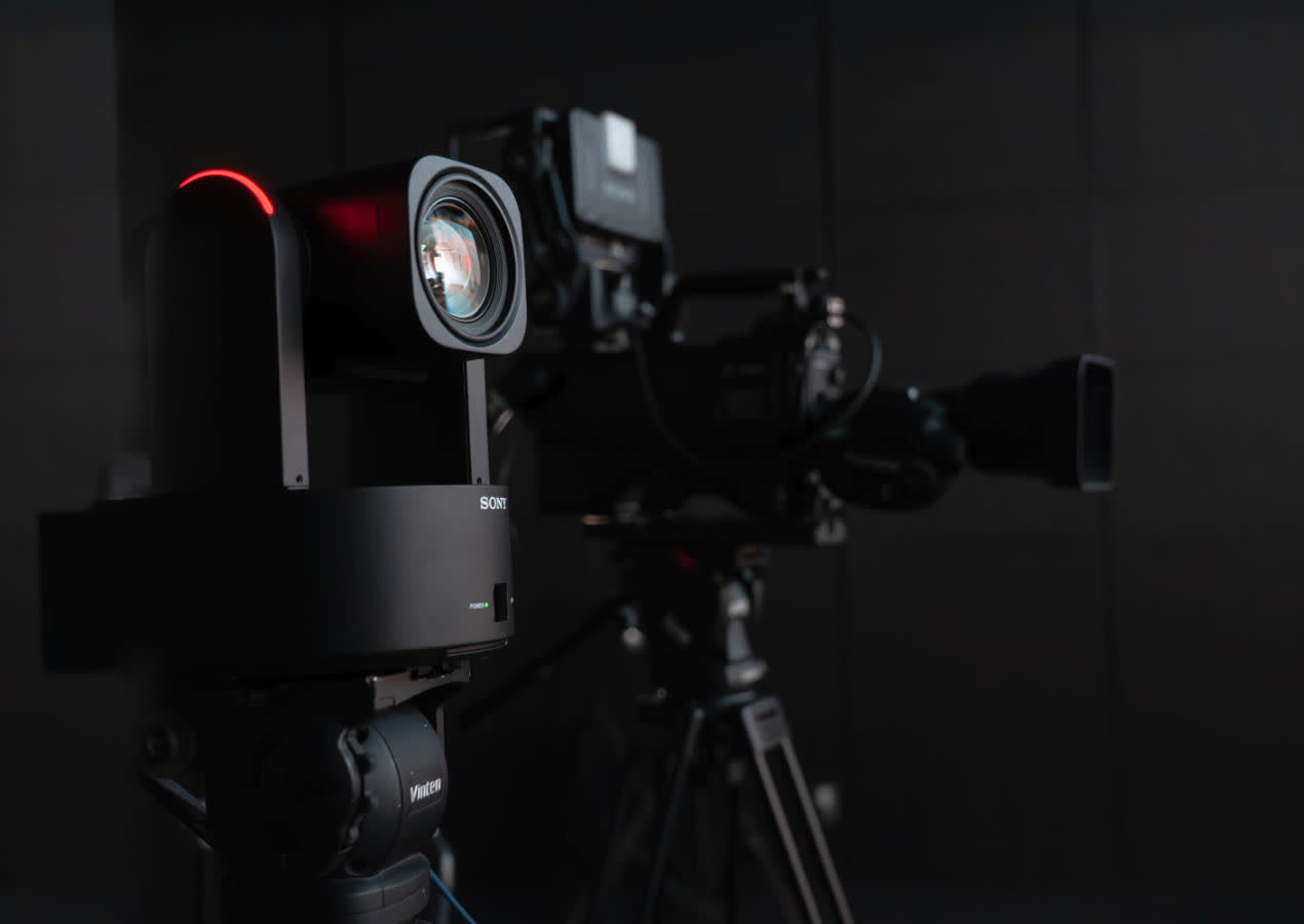 Sony lance nouvelle caméra phare 4K60p Pan-Tilt-Zoom avec cadrage automatique