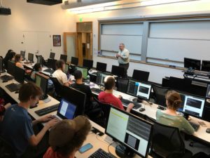 Computer science coding classes deemphasize syntax as professors teach higher-level skills in AI era