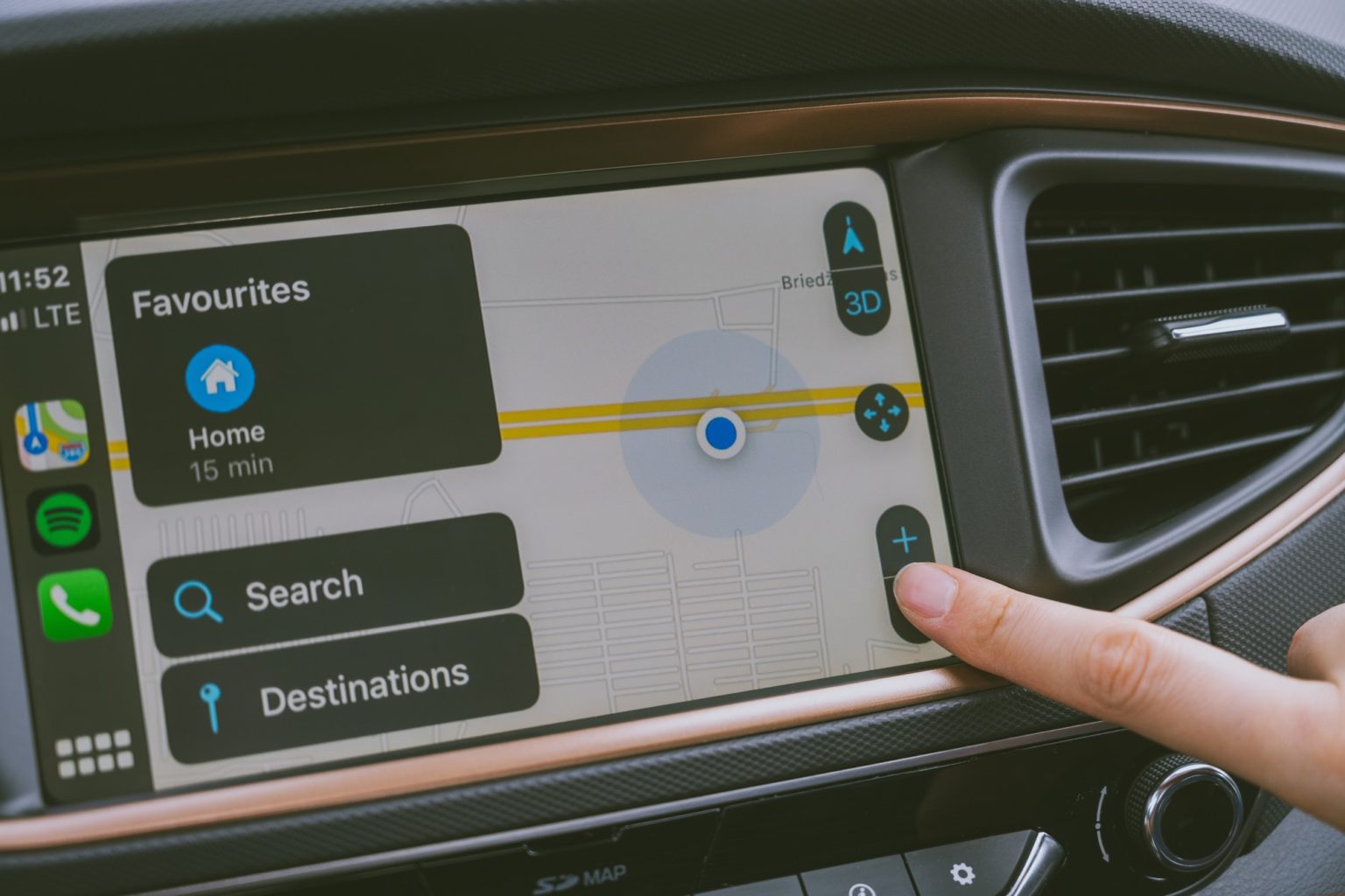Apple CarPlay : une nouvelle fonctionnalité calcule les arrêts de recharge pour les voitures électriques