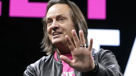 Un-contract customers enraged as T-Mobile unlocks its price-lock with new rate hikes
