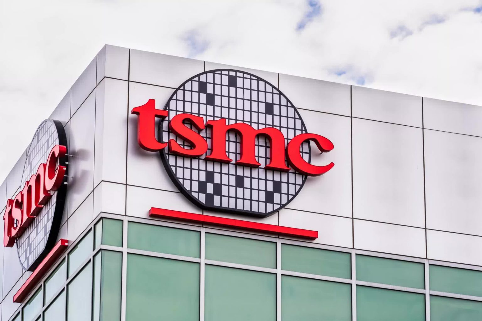 TSMC market cap briefly hits $1 trillion as it readies 2nm chip trials for iPhone 17