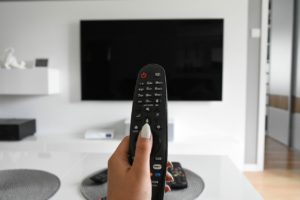 Utiliser votre téléviseur comme écran d'ordinateur : Guide pratique et astuces !