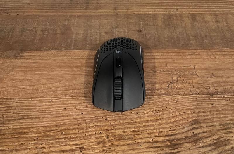 Test de la souris sans fil Glorious Model D 27 - L'une des meilleures souris de jeu sans fil du marché