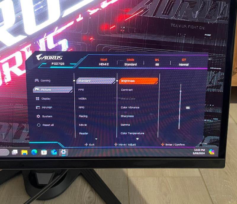 Test du Gigabyte AORUS FO27Q3 - La gloire du jeu OLED