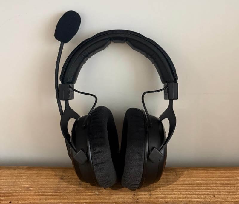 Beyerdynamic Pro Open Review6 Beyerdynamic MMX 330 Pro Review - Excellence du jeu haut de gamme à dos ouvert