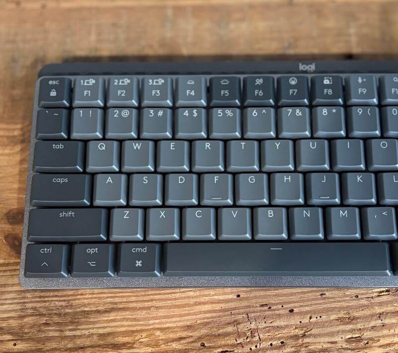 Logitech MX Mechanical Mini pour Mac Review5 Logitech MX Mechanical Mini pour Mac Review: clavier de productivité compact pour appareils Apple