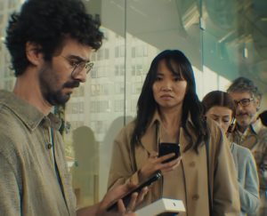 New Samsung ad mocks Apple (and its customers) over lack of foldable iPhones