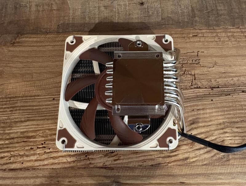 noctua nh l12sx77 review9 Noctua NH-L12Sx77 Review : le refroidisseur ultime à profil bas pour les constructions compactes