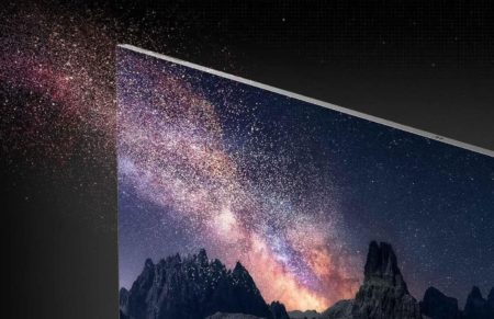 Samsung dévoile un téléviseur LCD 8K de 98 pouces avec rétroéclairage microLED RVB Samsung unveils 98-inch 8K LCD TV with RGB microLED backlighting