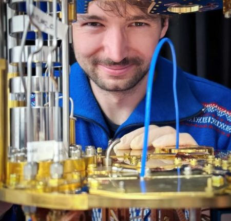 Breakthrough brings fiber optics to quantum computing, improving efficiency and reducing heat generation